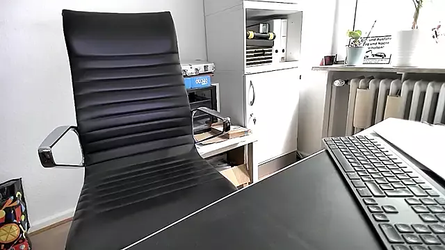 Offline sperma_tributes on StripChat