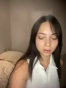 Offline Stacie_is_backk on StripChat