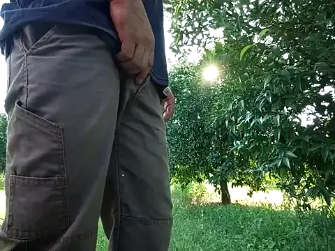 Offline stefanoss321 on StripChat