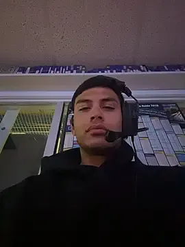 Offline StrokingDaddy4 on StripChat