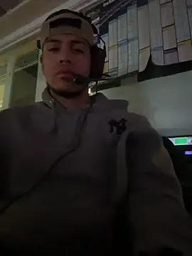 Offline StrokingDaddy4 on StripChat