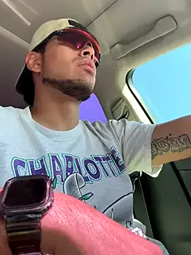 Offline StrokingDaddy4 on StripChat