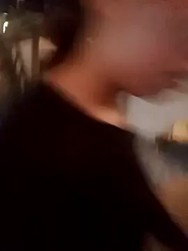 Offline sulove_xx on StripChat