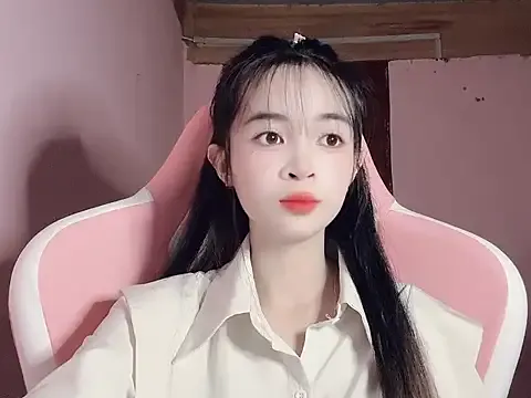 Offline Suna7383 on StripChat