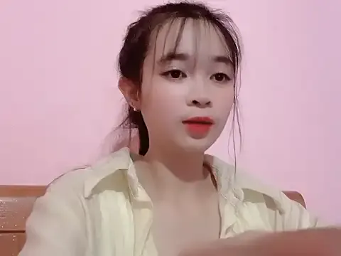 Offline Suna7383 on StripChat