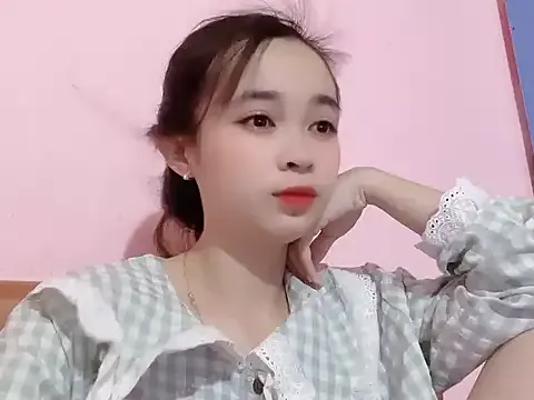 Offline Suna7383 on StripChat