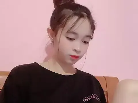 Offline Suna7383 on StripChat