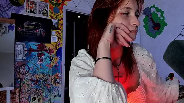 Sunny_Mouse_ from StripChat