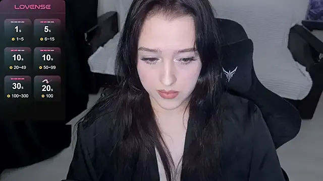 Offline Sunshine_J on StripChat