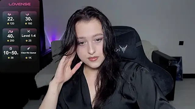 Offline Sunshine_J on StripChat