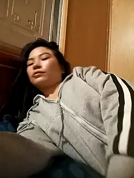 StripChat Suny_babyy is Freechat Suny_babyy — I am a poor girl. Please help me.