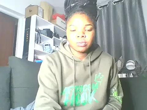 sweet_bigclit from StripChat