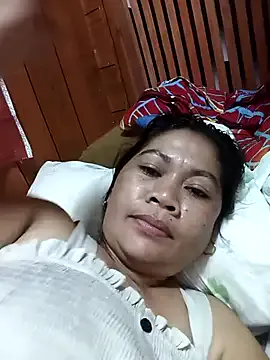 SweetChubbyMommy_02 on StripChat 