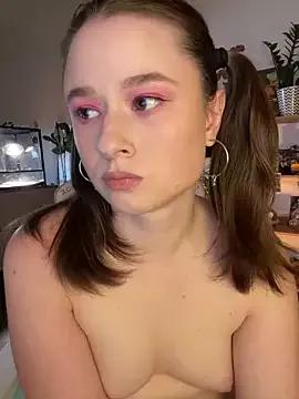 sweetest_pie from StripChat
