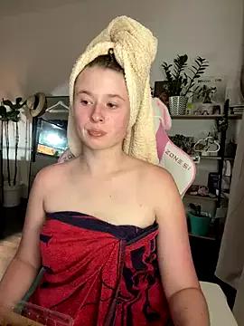 sweetest_pie from StripChat