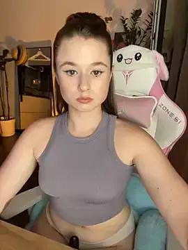 sweetest_pie from StripChat