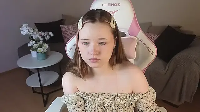 Offline Sweetie_Hope on StripChat