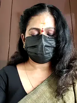 Offline Sweetie_swetha37 on StripChat