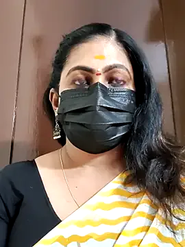 Offline Sweetie_swetha37 on StripChat