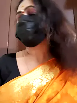 Offline Sweetie_swetha37 on StripChat