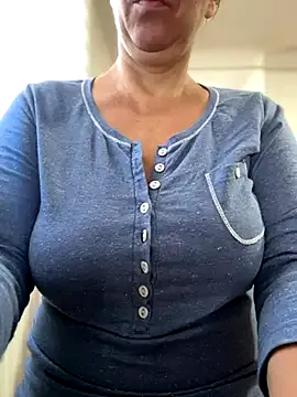 Freechat sweetmystery1 on StripChat