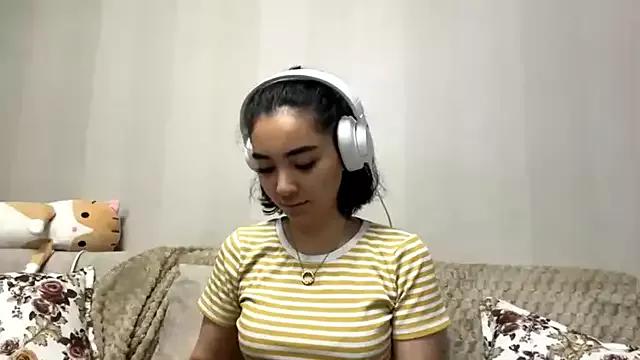 TAG_MIGGI from StripChat