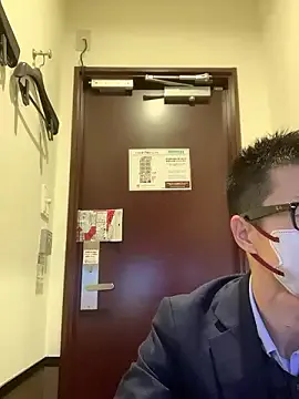 Offline Take1668 on StripChat