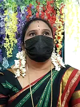 Offline Tamil_Aathira on StripChat