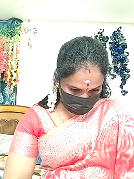 Offline Tamil_Aathira on StripChat