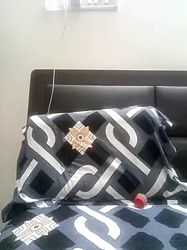 Offline Tamil_Vishalini on StripChat