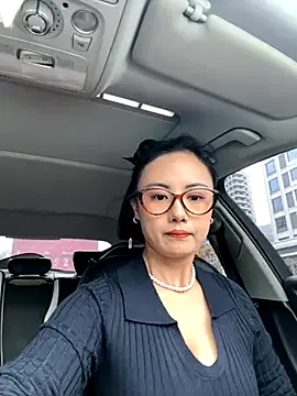 Offline tangbao_521 on StripChat