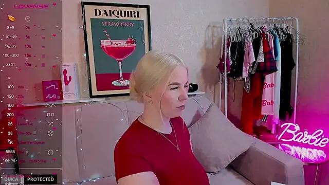 Tasty_booty from StripChat