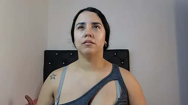 tatiana_big_ass_boobs on StripChat