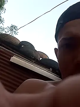 Offline tayson_ on StripChat