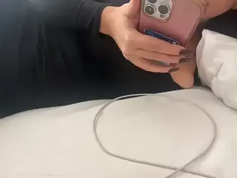 tbaexoxox on StripChat