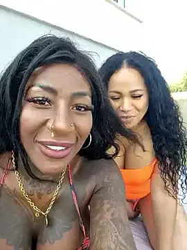 Offline ThehotChocolate on StripChat