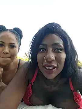 Offline ThehotChocolate on StripChat