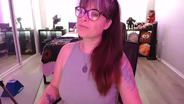 Offline TheLenaAdams on StripChat