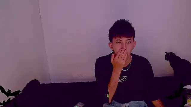 Offline ThePerfectChemistry on StripChat