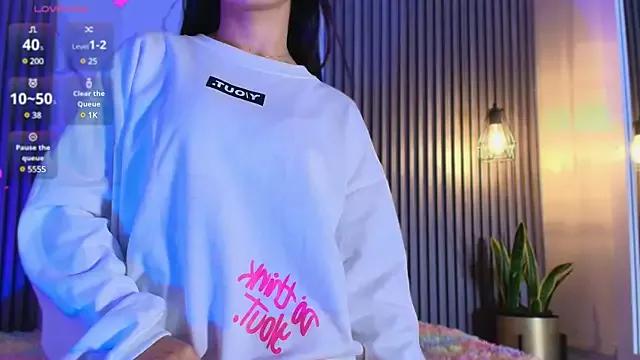tiffany_johnson11 from StripChat