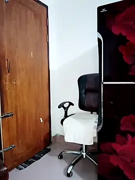 Offline Tina-Sen on StripChat