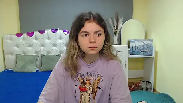 Offline TinaRedly on StripChat