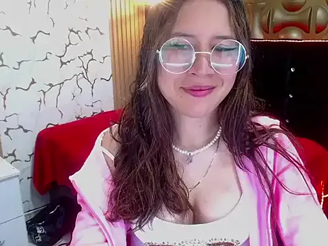 tinibunny on StripChat