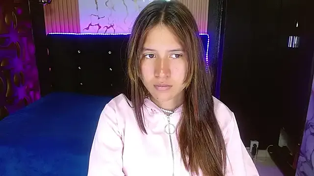 tinibunny on StripChat