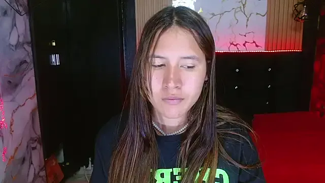 tinibunny on StripChat