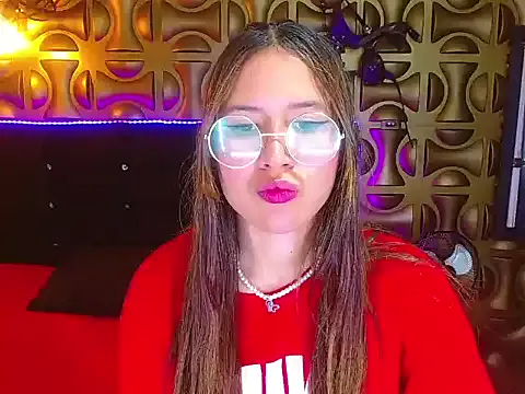 tinibunny on StripChat