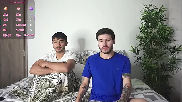 Offline Tony_Wylie on StripChat