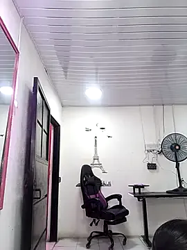 Offline Trans-colombia on StripChat