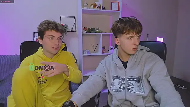 Offline travis_wolf_ on StripChat