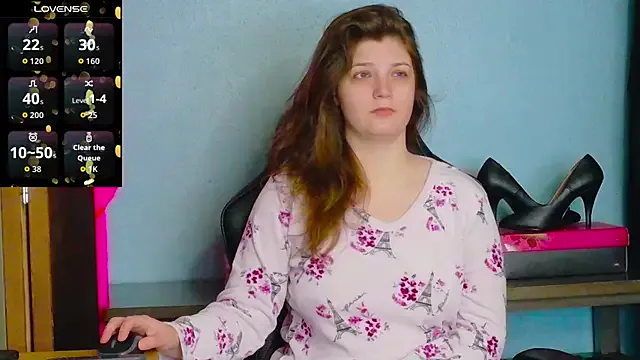 TreeJeanne on StripChat